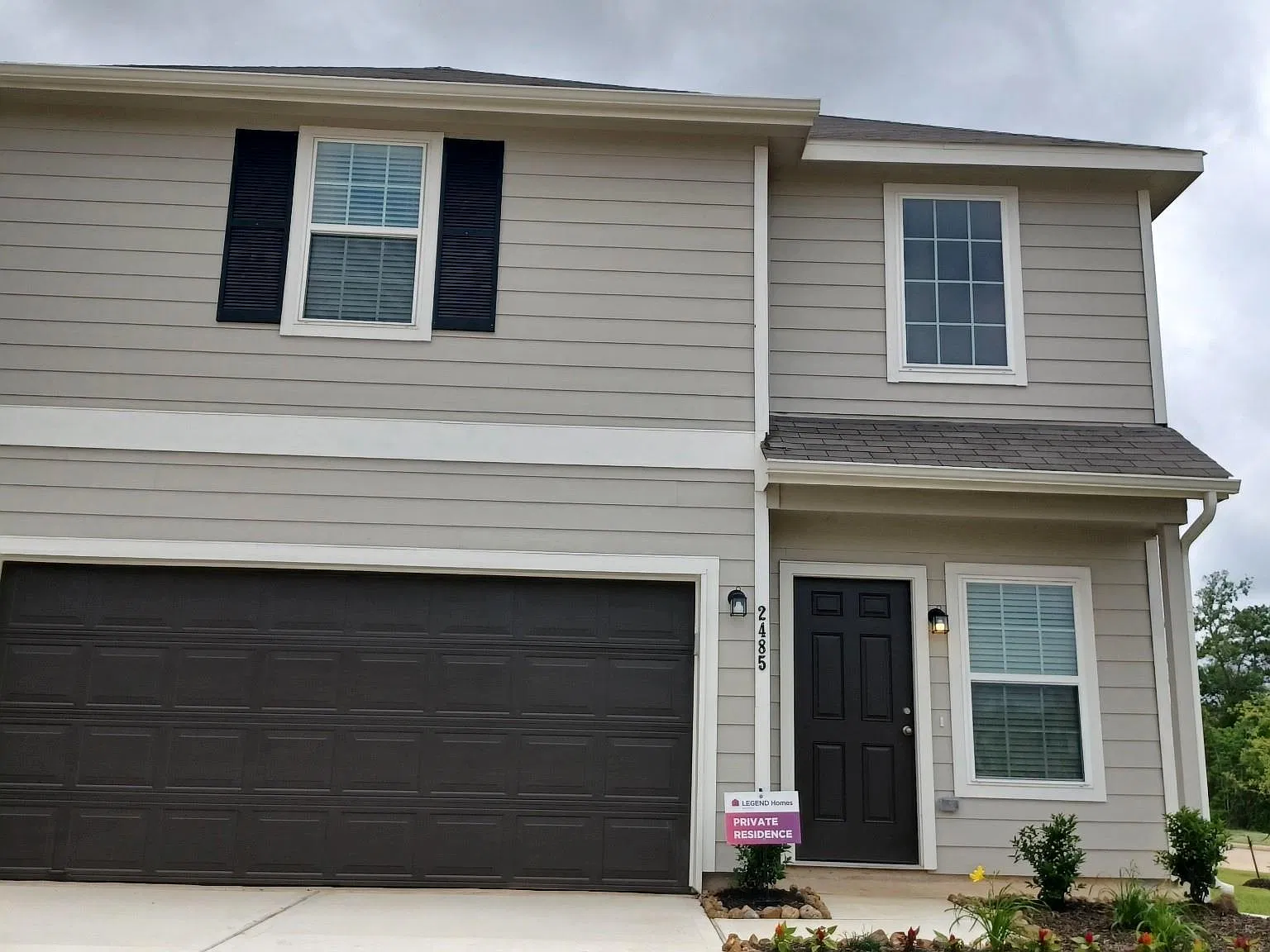 3 bed, 2.5 bath, 1629 sqft, $2,200 — Photo 2