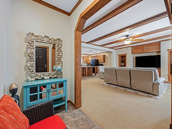 5th image of 978 Bancroft Rd
