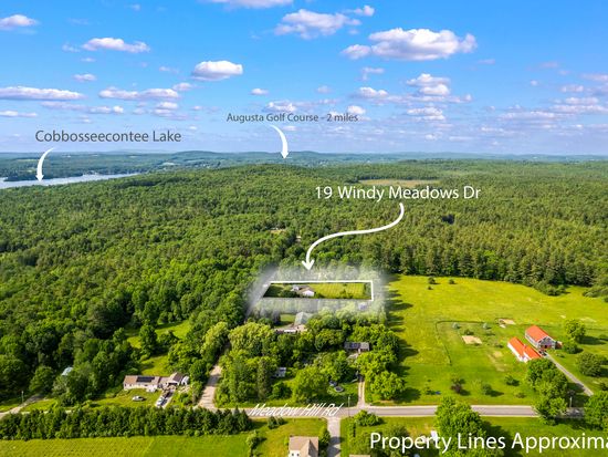 19 Windy Meadows Drive, Manchester, ME 04351