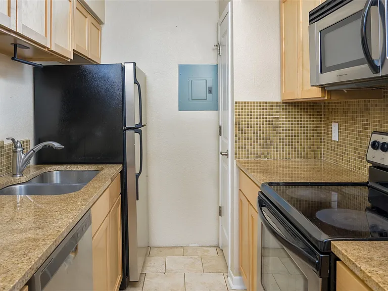 3204 Menchaca Rd #105 — Photo 7