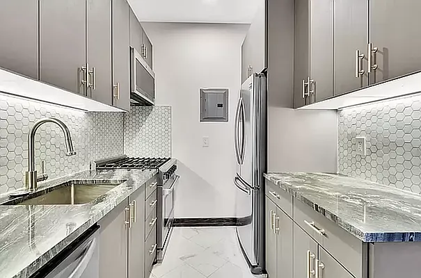 Rented by REAL New York | media 2