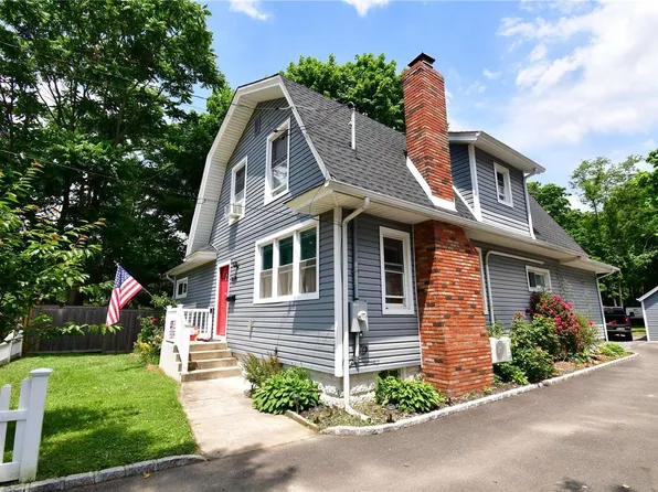 2679 Central Avenue, Baldwin, NY 11510