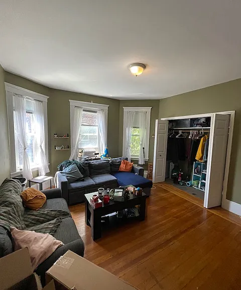 4 Litchfield St #3 — Photo 8