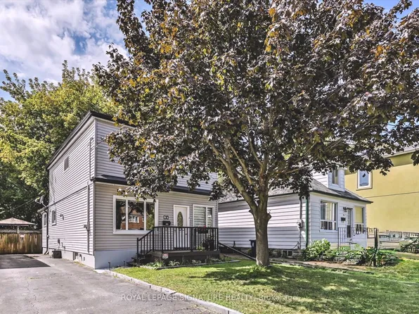 94 Meighen Ave, Toronto, ON M4B 2H7