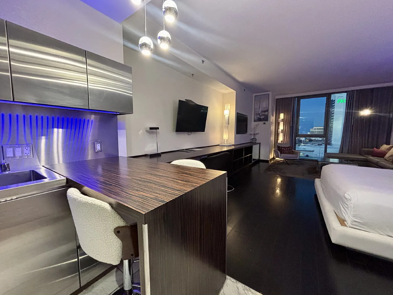 Studio, 1.0 bath, 615 sqft, $2,235 — Photo 3