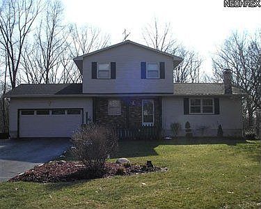 1st image of 829 Connecticut Ave