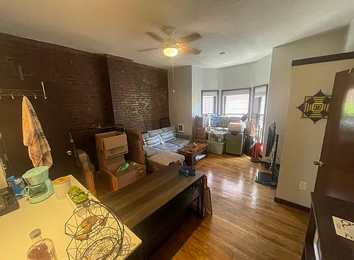 520 Columbus Ave Photo 1