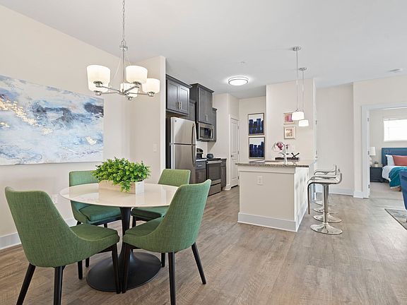 5th image of 900 Graces Reserve Cir #A9d15cadb