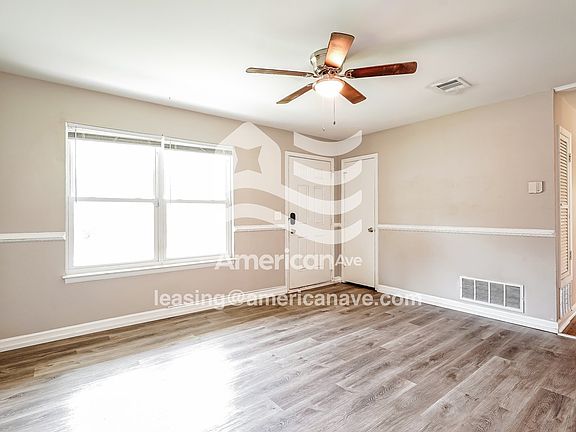 24788_002_living_room_3.jpg