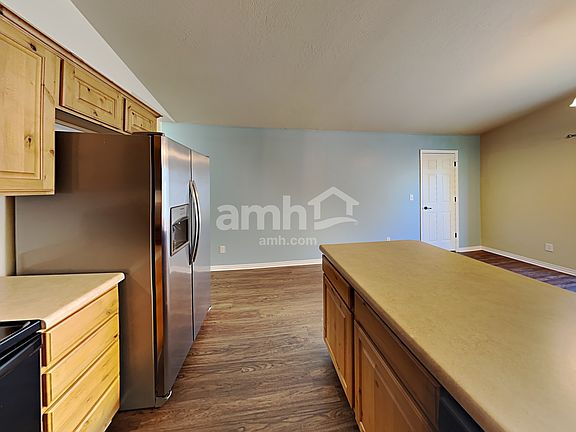 4th image of 260 N 360 W