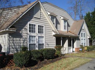 132 Post Oak Rd, Yorktown, VA 23693