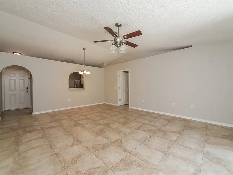 1479 Muir Cir — Photo 7