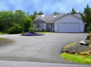 254 Overlake St NE, Ocean Shores, WA 98569