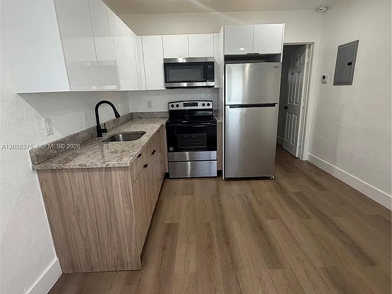 5601 NW 31st Ave #B — Photo 7
