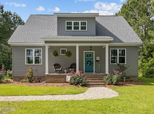 611 Hudnell Rd, Ernul, NC 28527