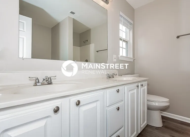 1135 Larkspur Ln — Photo 15