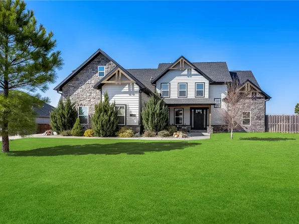 3801 Whitefish St, Bentonville, AR 72712