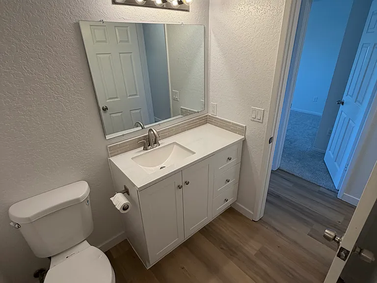 1071 Bonita St #D — Photo 13