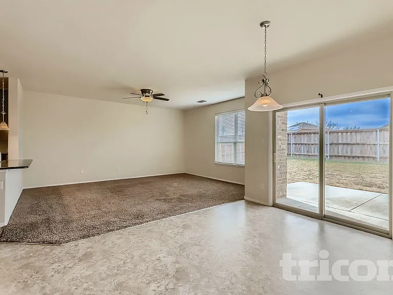 1307 Hidden Valley Dr — Photo 12