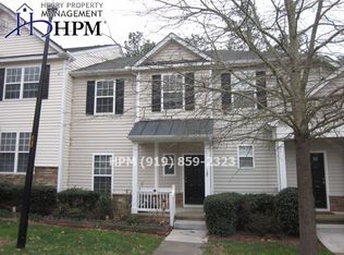 128 Summit Oaks Ln, Holly Springs, NC 27540