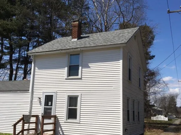 97 Belchertown Rd, Amherst, MA 01002