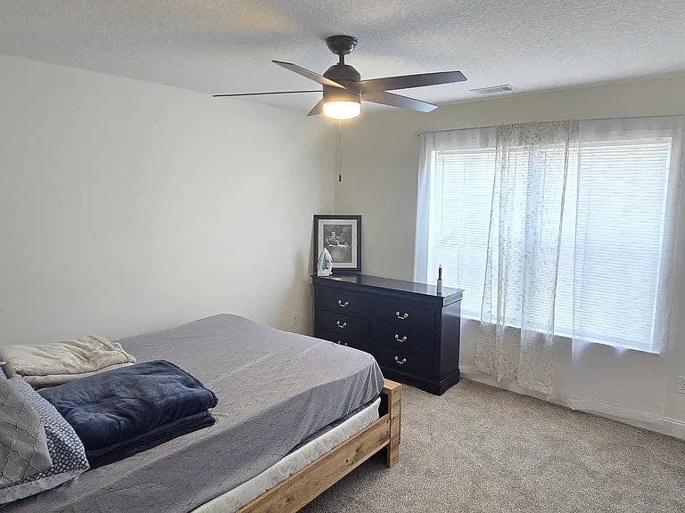 1301 Grayson Ave — Photo 12