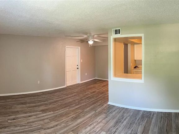 5th image of 155 Picardy Villa Cir APT 102
