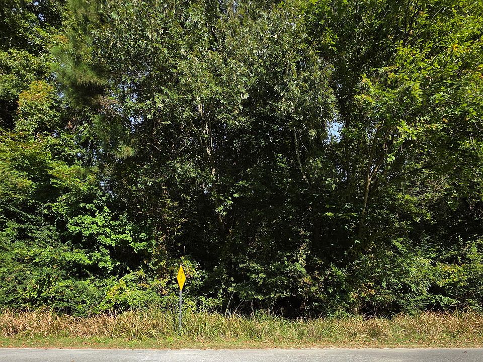 2nd image of 0 Brassie Drive LOT 35 pt 34