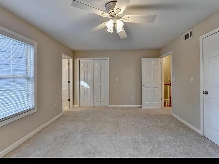 810 Summer Pl — Photo 16