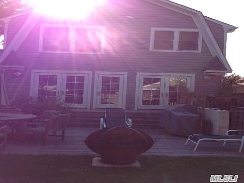 2nd image of 972 Singleton Ave