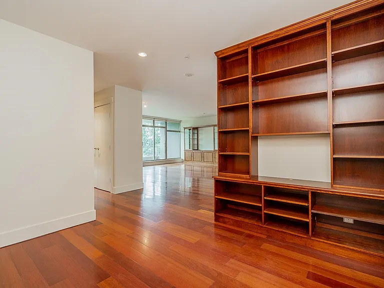 3335 Cypress Pl #502 — Photo 14