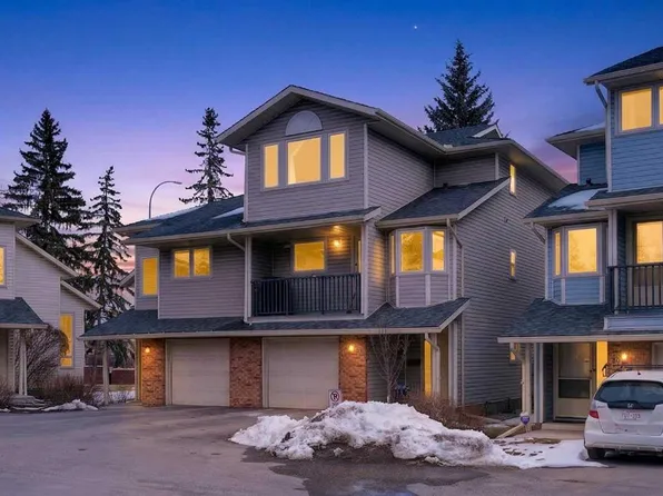 53 W Millrise Ln SW, Calgary, AB T2Y 2C4