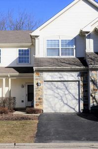 8015 Sierra Woods Ln, Carpentersville, IL, 60110