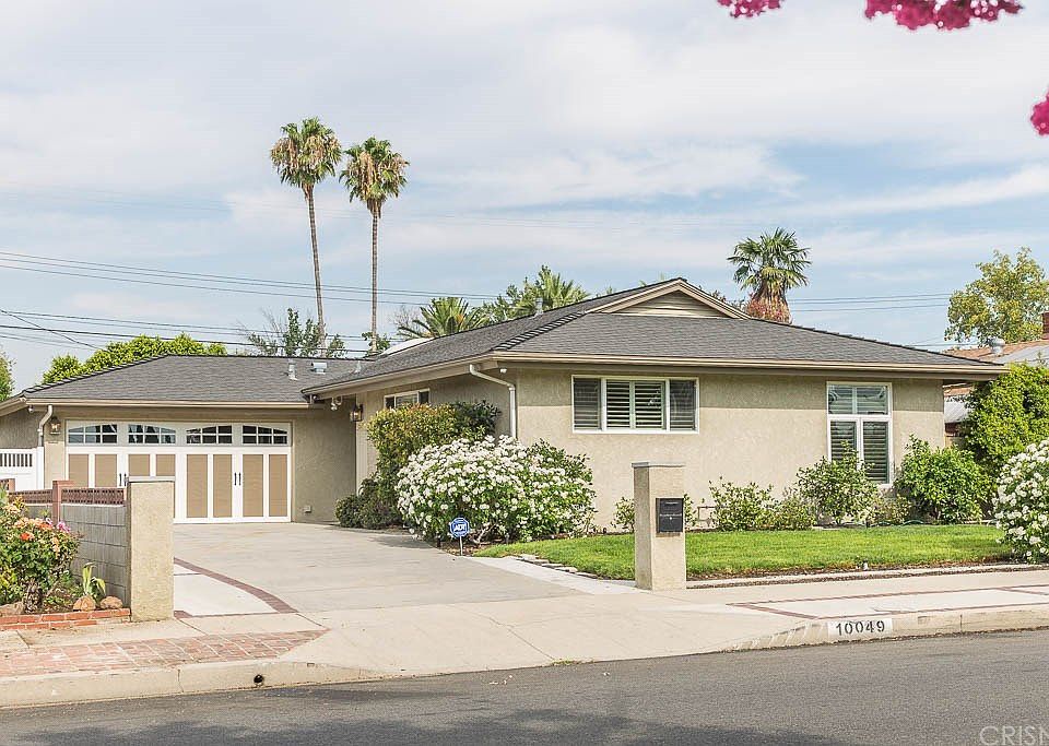 1st image of 10049 Gothic Ave