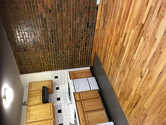 Rented by Peter Meskouris LREB
