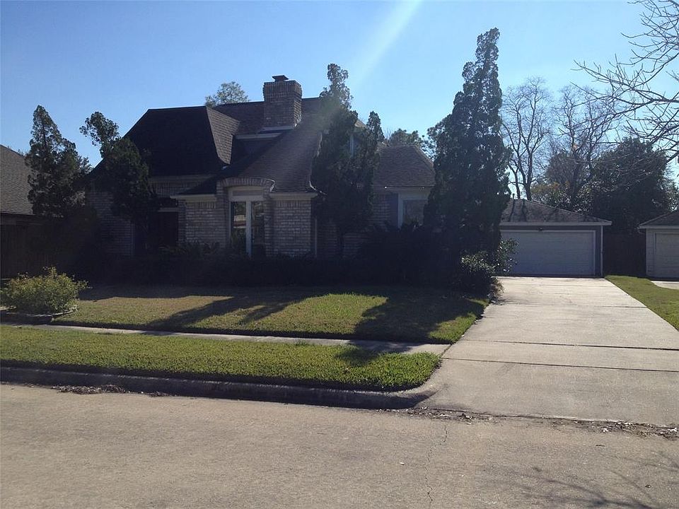 1st image of 2279 Woodland Springs St