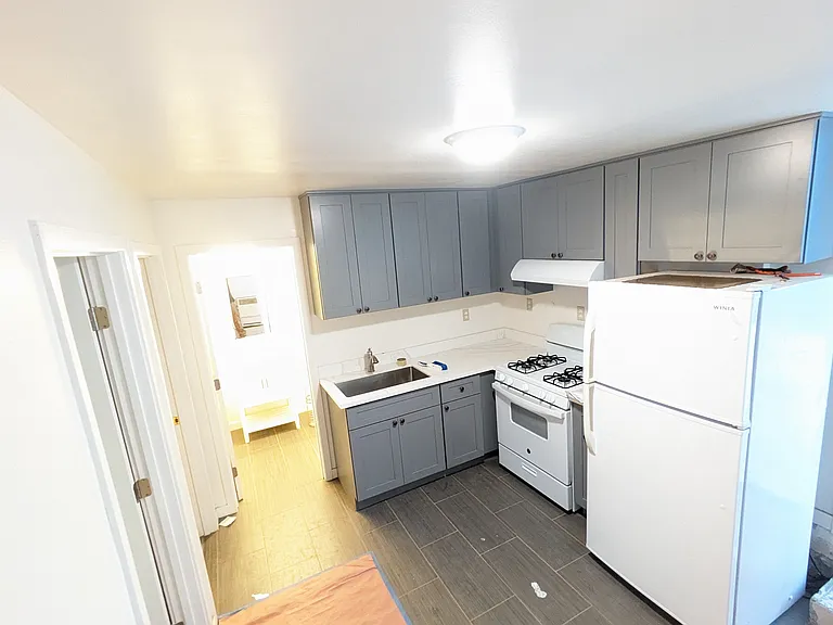 9848 Macarthur Blvd #C — Photo 10