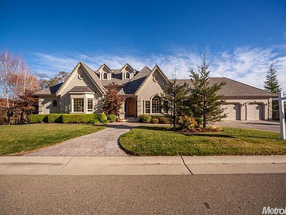 2nd image of 3485 Park Dr