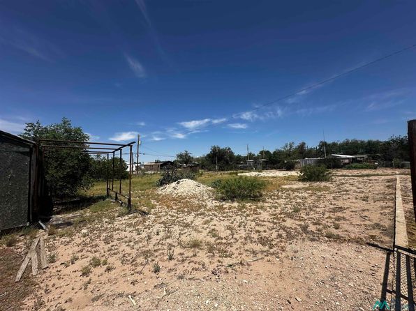 443 S Chester St, Jal, NM 88252