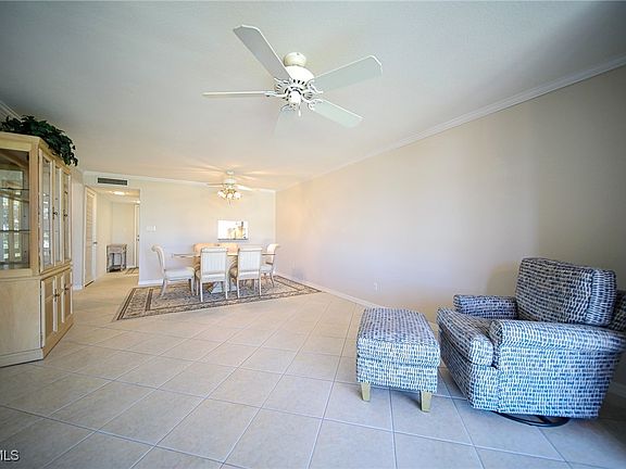 5th image of 5959 Winkler Rd APT 206