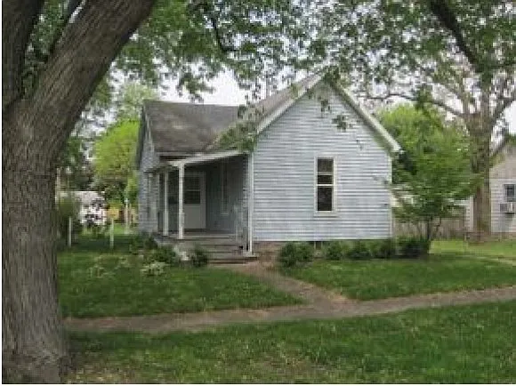 409 N 30th St photo 1
