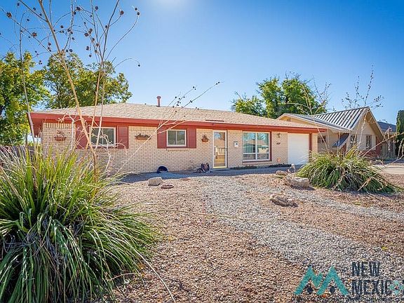 3rd image of 608 La Fonda Dr