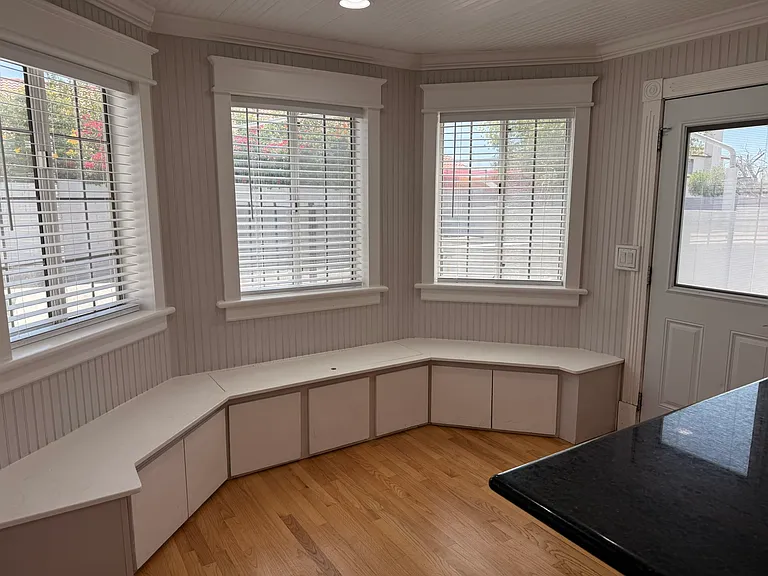 Eat-in Kitchen overlooks the backyard