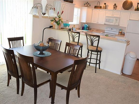3rd image of 1933 Fiddlewood Pl