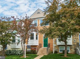 12320 Sleepy Lake Ct, Fairfax, VA 22033