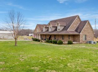 158 Mud Creek Rd E, Morgantown, KY 42261