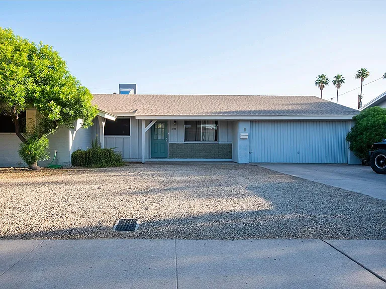 1028 E Wesleyan Dr — Photo 8