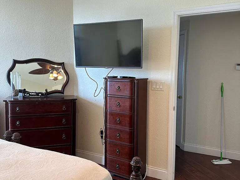 10 Papaya St #1201 — Photo 21