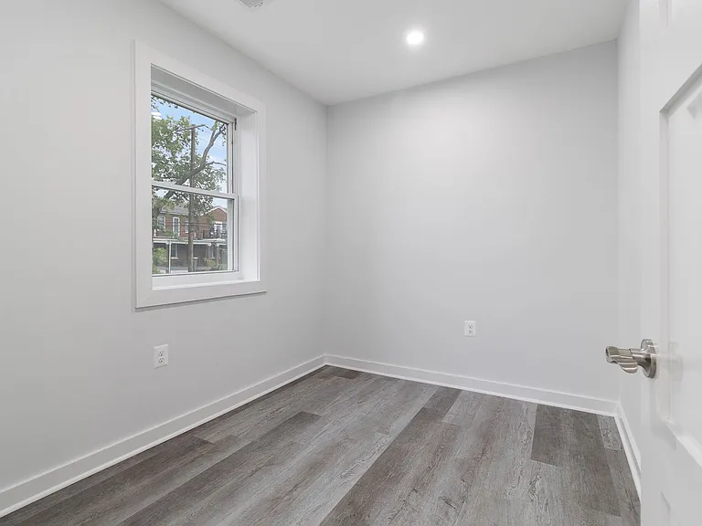 5131 2nd St NW — Photo 10