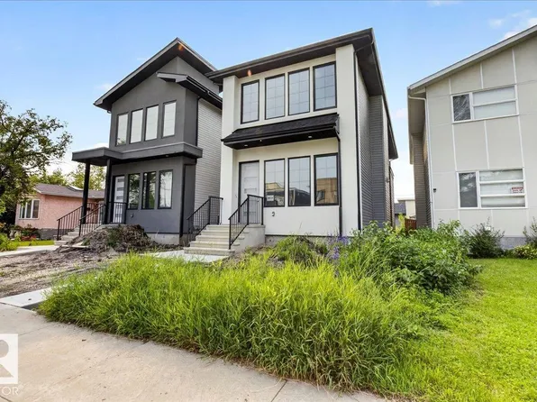 9814 155th St NW, Edmonton, AB T5P 2K9